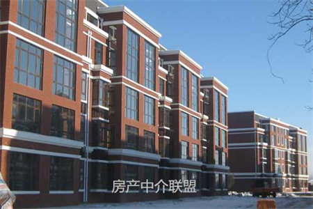 佛山小学附近花千树3室2厅1卫65万97m2中档装修出售